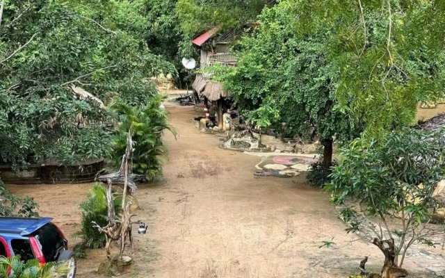 Humbhaha Jungle Nature Eco Resort