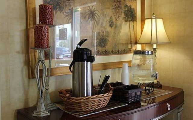 InTown Suites Extended Stay Bowling Green