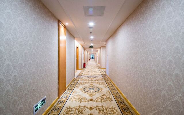 Vienna International Hotel (Shenzhen Jihua Road Shangxue)