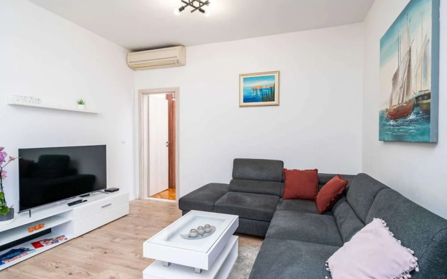 Apartment N&I - One Bedroom With Terrace