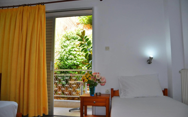 Nora Hotel