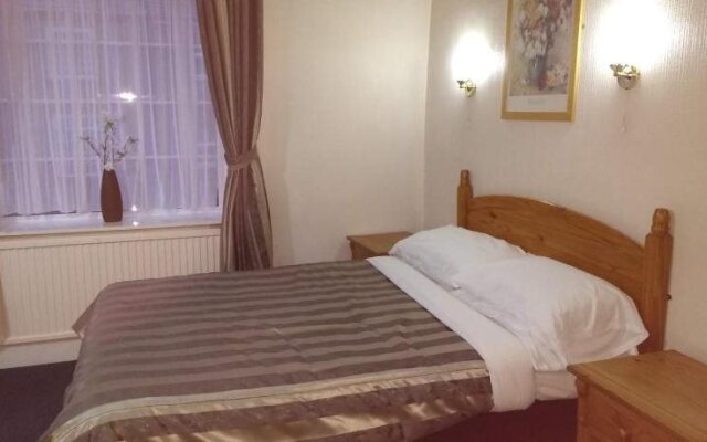 Chadwick House Hotel