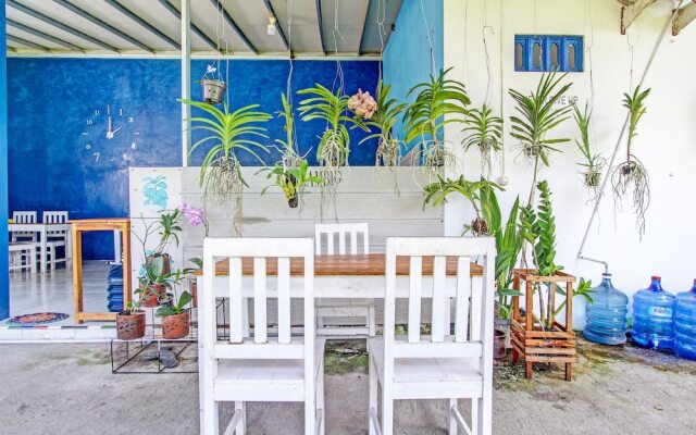 SPOT ON 92179 Latinos House