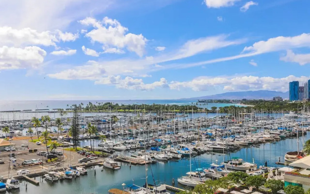Spacious One Bedroom Harbor View Condos at Ilikai Marina With Private Balcony