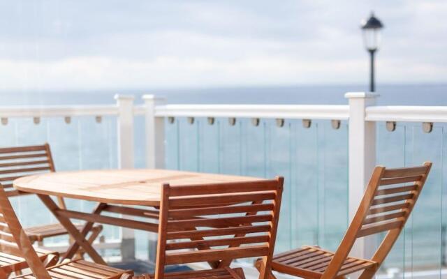 Garden Apartment On The Beach