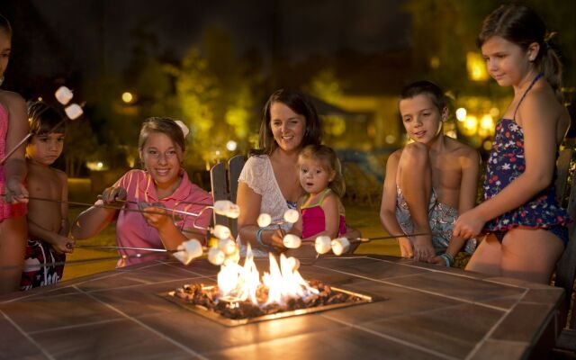 The Woodlands Resort, Curio Collection by Hilton