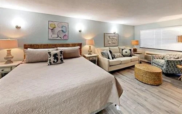 Sea Breeze Suites