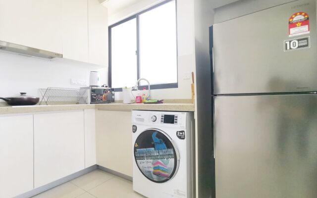 The M Macrolink Hijauan Medini