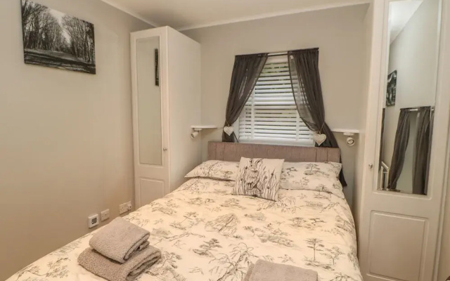 Honeysuckle Cottage
