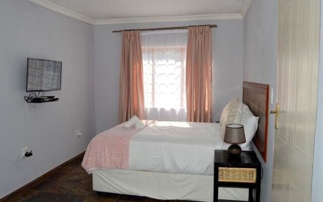 Cliffords Lodge & Spa