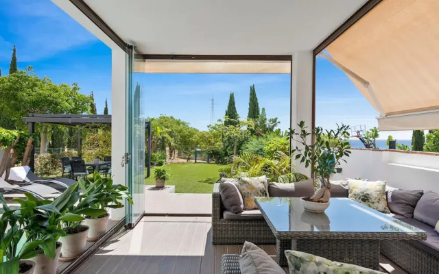 El Higueron Townhouse With Private Pool by Costarentals - Ref 252