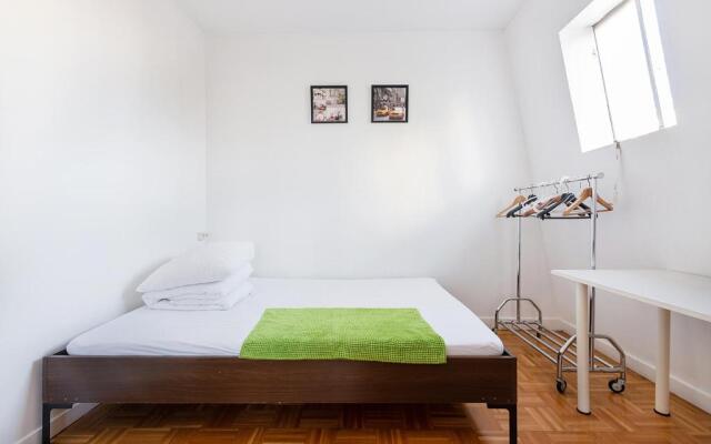 Cameleon Paris Guesthouse