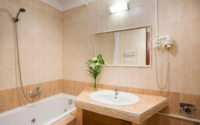 Baross City Hotel - Budapest