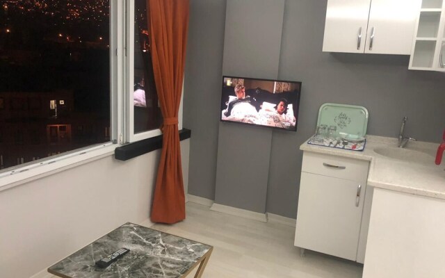 H&M Suit Residence