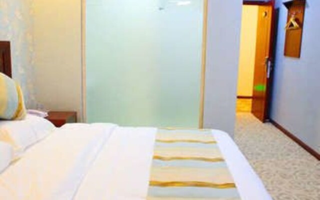 Chunxi Yujing Hotel