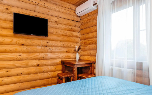 House Izbushka (Zhiloj dom)