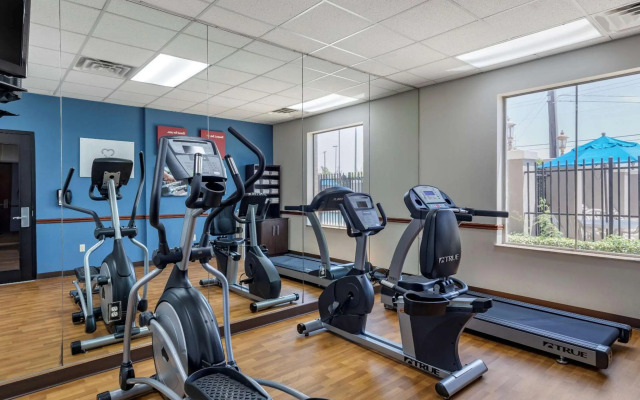 Comfort Suites Waco Near University Area