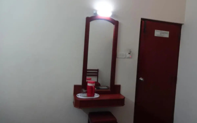 Hotel Sri Sabthagiri