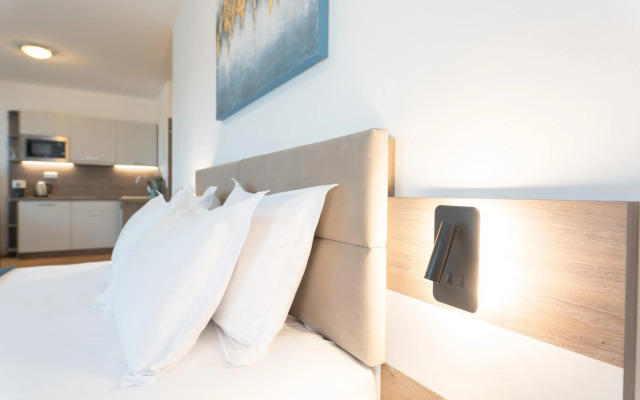 Apartment Hotel Triester