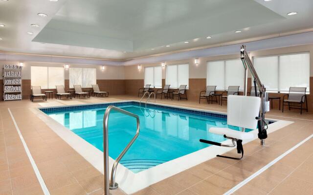 Hampton Inn Fairmont