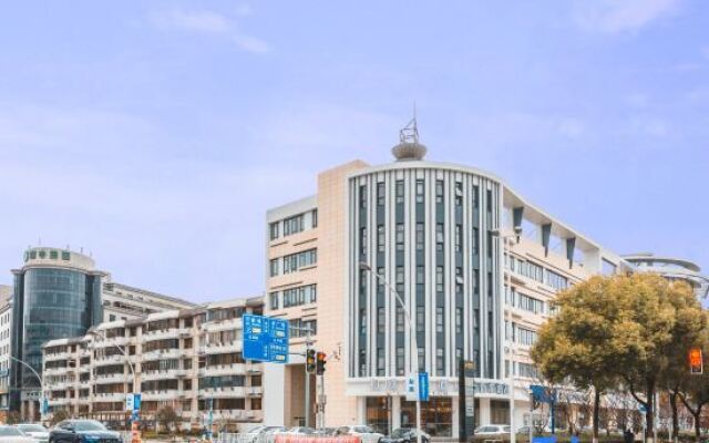 Qingji Hotel (Shanghai Hongqiao Wuzhong Road)
