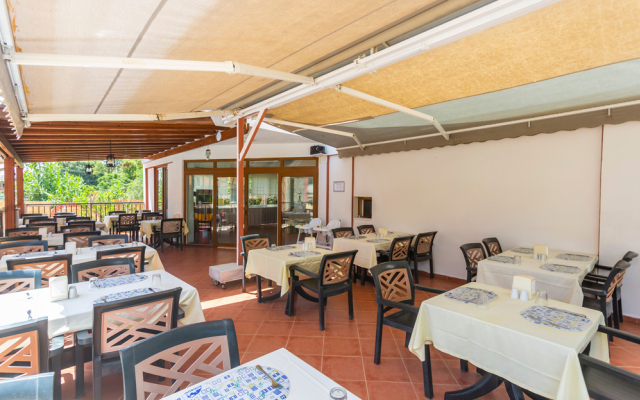 Kriss Hotel