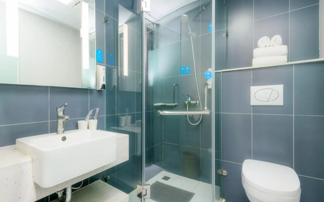 HanTing Hotel (Zhengzhou Hi-tech Development Zone Headquarters Enterprise Base)