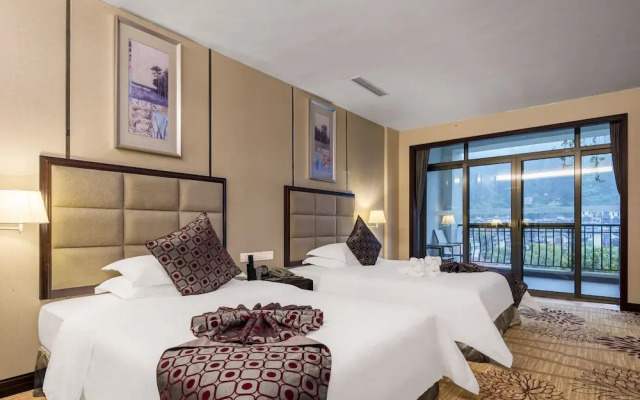 Country Garden Phoenix Suiet Hotel