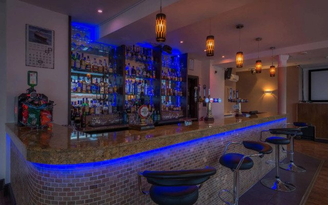 Starboard Stays Southampton