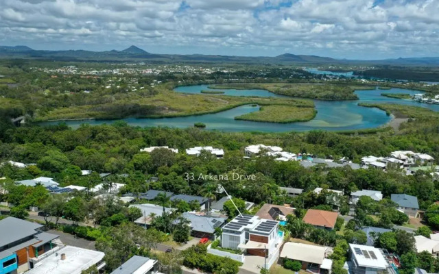 Magnificent views on Arkana, Noosa Heads