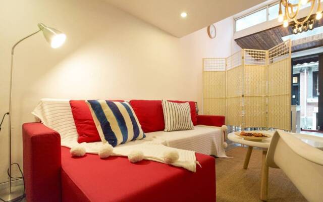 StarLive Apartment - Moonlight