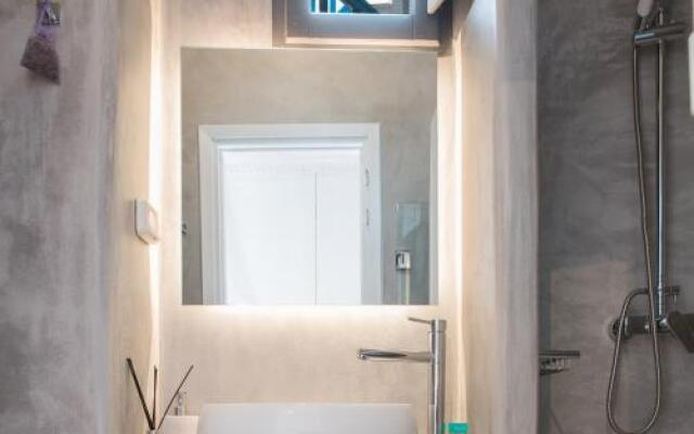 Seablue Venice House 1