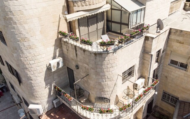 Luxury Triplex In Jerusalem Center