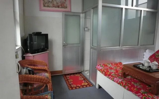 Pingyao Small Family Inn
