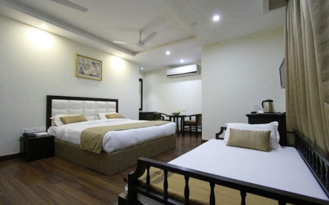 Usha Kiran Palace Hotel & Towers