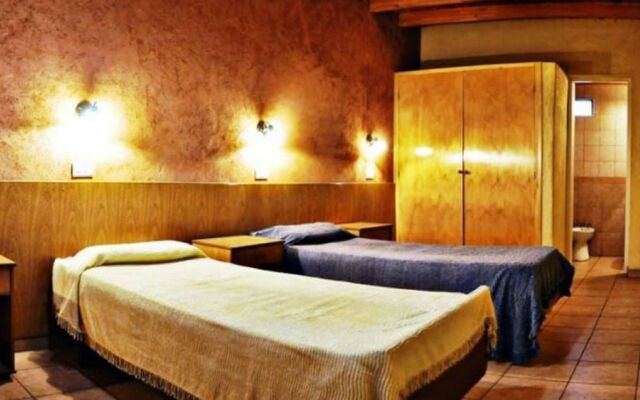 Backpackers Travel Hotel