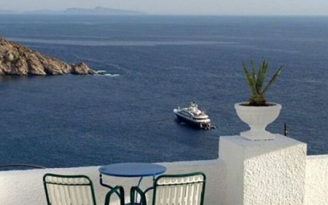Pelagos Hotel - Apartments