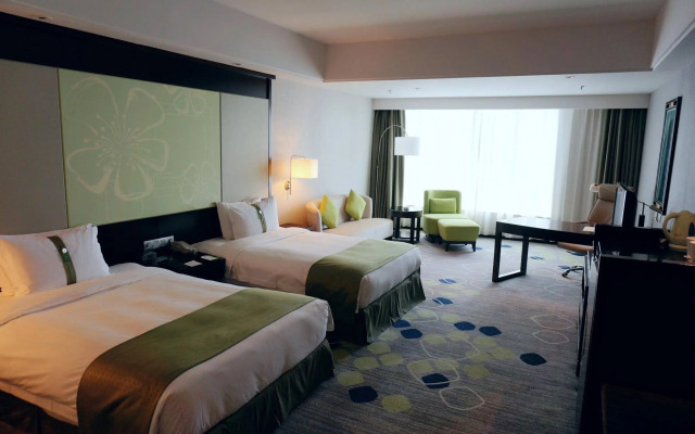 voco Guangzhou Shifu by IHG