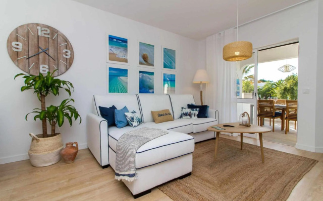 Beach House Apartment by Stay-ici, Algarve Holiday Rental