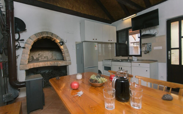 Villa Mami