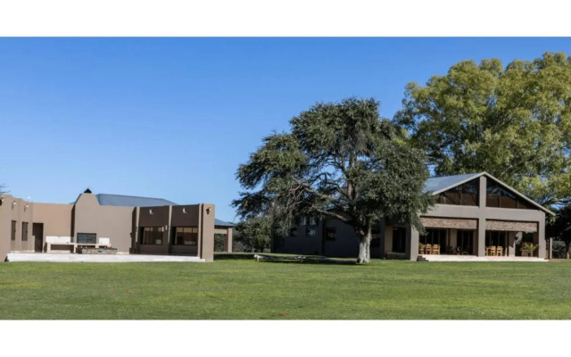 Sandune Lodge