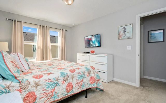 Four Bedrooms Townhome Close to Disney 5122