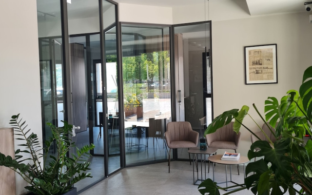 Гостевой дом Lago Dorato Marina Lodge