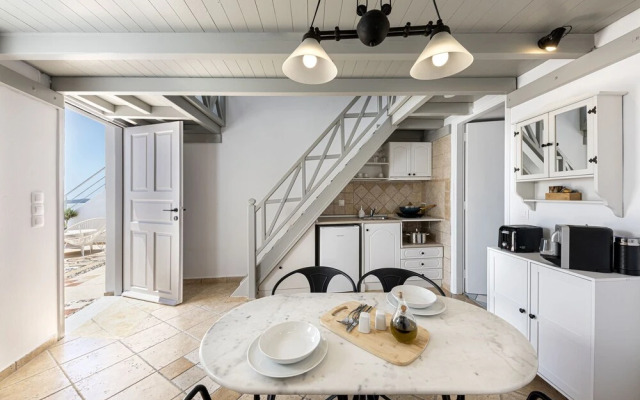 Calderas Hug & Panoramic Sea View Suites
