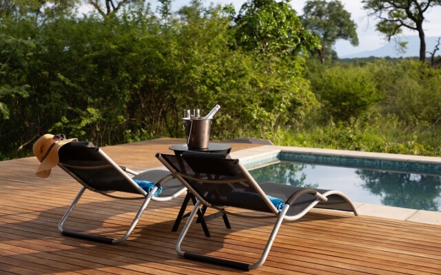 Villa Thornybush Light and Elegantly Designed Villa