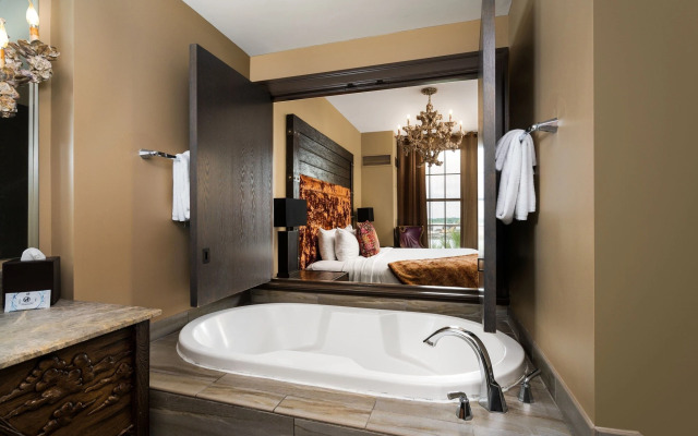 The Bohemian Hotel Savannah Riverfront, Autograph Collection