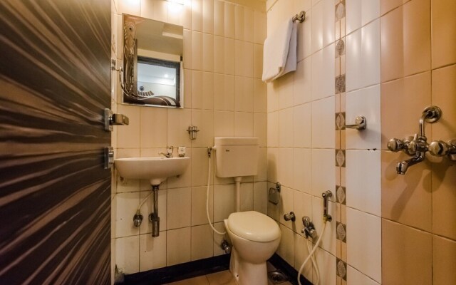 OYO 6371 Hotel Abrol
