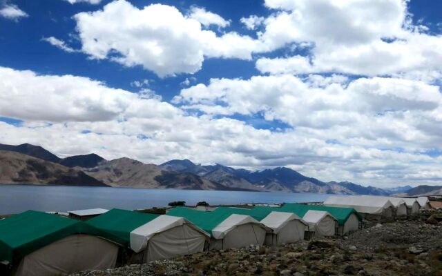 Camp BlueWaters - Pangong