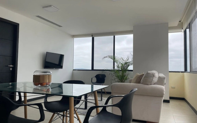 Santa Ana Guayaquil Lux Coliving Ecuador