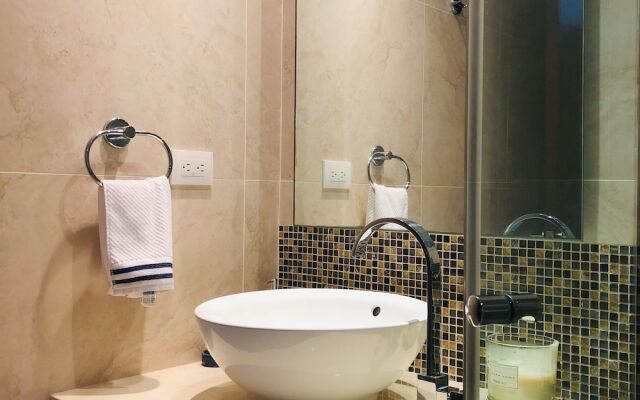 SKYLINE 24th , LUXURY APARTMENT, 5ta AVE.